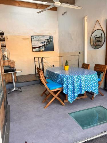 Spacious Cocoon With Terrace Near The Old Port