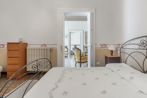 Palazzo Bianco Tra Lecce E Le Spiagge Salentine