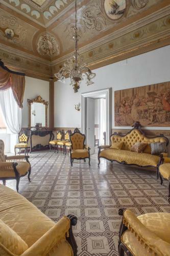 Palazzo Bianco Tra Lecce E Le Spiagge Salentine