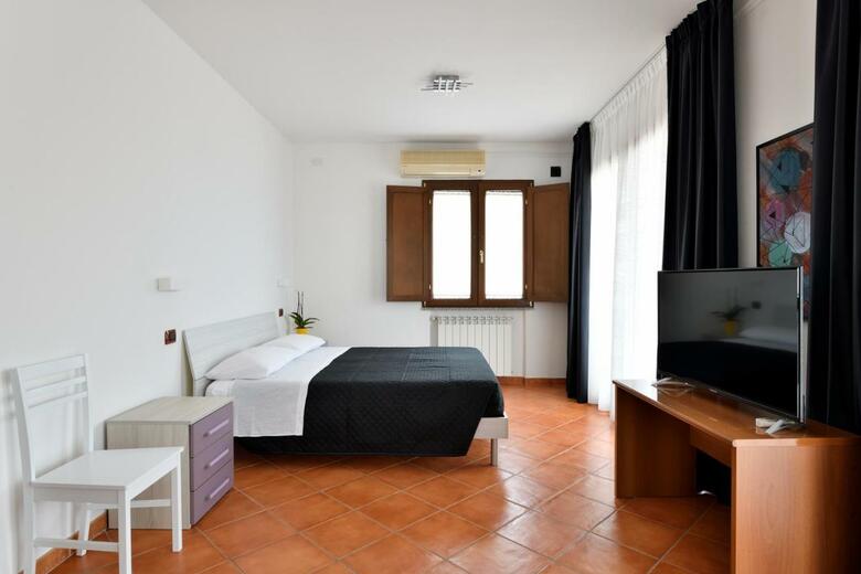 Hostal Arbatax Rent Home Srls