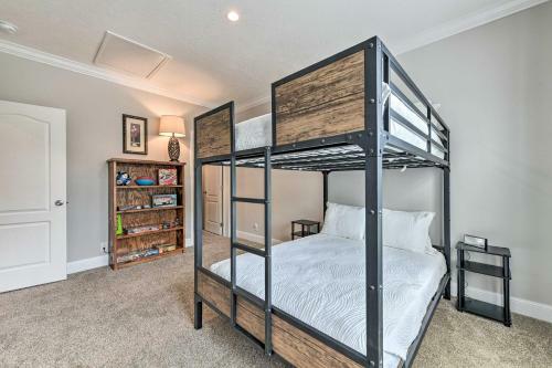 Spacious Blue Ridge Abode With Private Pond!