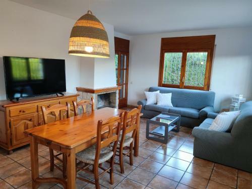 Villa Chalet A Pie Cala Forn Con Piscina