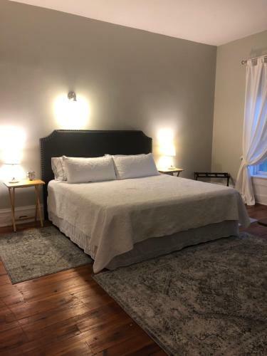 Hatch House Bed & Breakfast