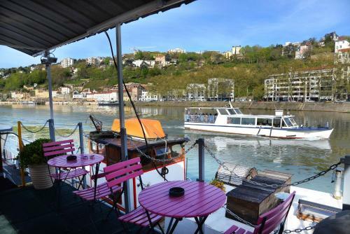 Apartamento Studio Sur Peniche, Le Cormoran, Bord de Saone A Lyon