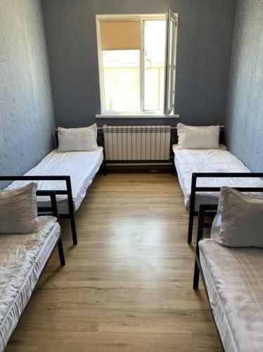 4seasons_hostel