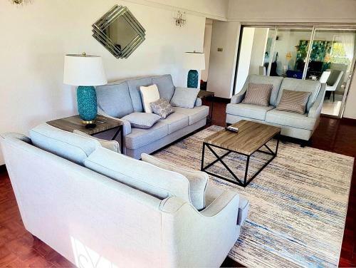 Beautiful 4-bed House With Stunning Sea Views
