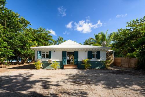 La Maison Sur La Plage - Villa Au Diamant