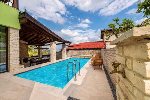 Villa Apple - 3 Br Luxury Villa With Prv Pool & Bbq