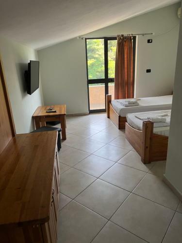 Hotel Agron