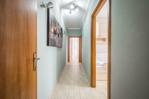 Cozy Central Apartment 2