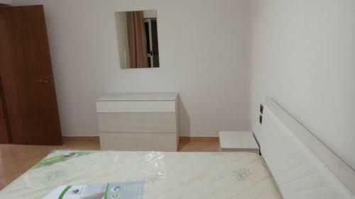Lovely 2 Bedroom Adora's Apartament With Patio