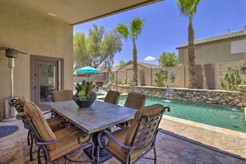 Chic Maricopa Getaway With Outdoor Oasis And Pool