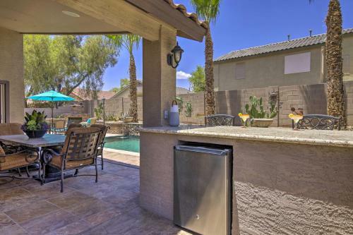 Chic Maricopa Getaway With Outdoor Oasis And Pool