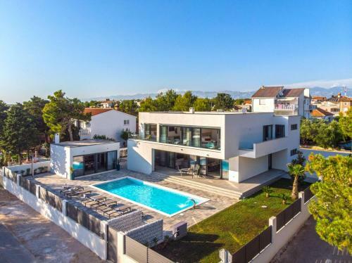 Beautiful Villa Tiara