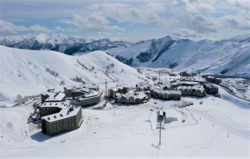 Hostal Gudauri Studio Apartment
