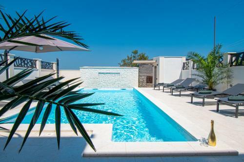 Villa Beatiful House Enka In Banjole,pula