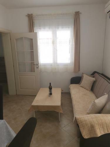 Apartman Mir Zelenika