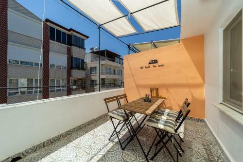 Apartamento Central Flat With Balcony And Terrace In Muratpasa