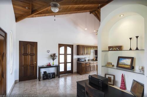 Casa Sea Esta 3 Bedroom Ocean View Home