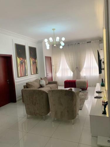 Lovely 2 Bedroom Apartment