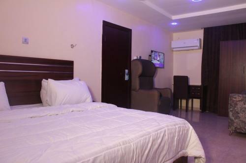 Roosevelt Hotels