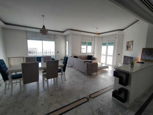 S3 Lake View Apartment Lac2