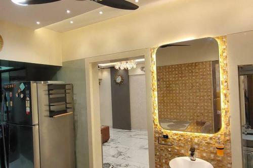 City Homes Crystal Apartment