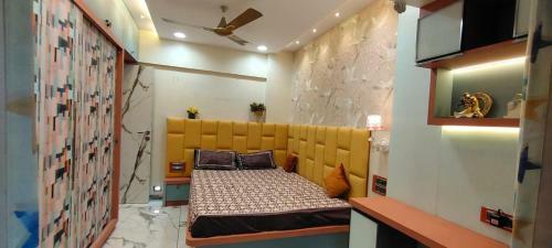 City Homes Crystal Apartment