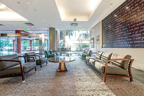 Apartamento Breezy Harbourside Getaway - Balcony & Resort Pool