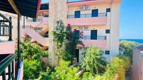 Apartamento Florinis House