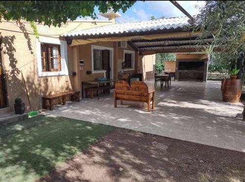 Casona, Las Rosas
