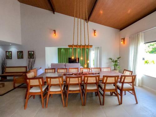 Excelente Casa Guarajuba