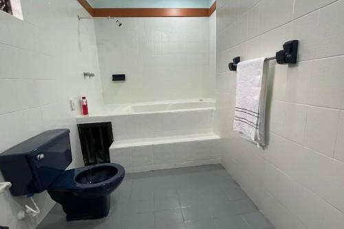 Acogedora Villa Con Piscina