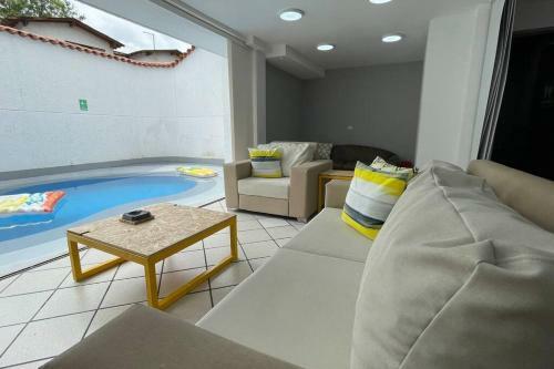 Acogedora Villa Con Piscina