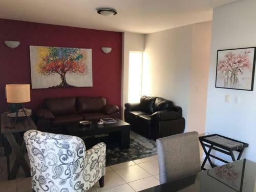 Hermosa Casa En Fracc Privado Con Alberca Id Rv-