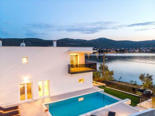 Beautiful Villa Tala