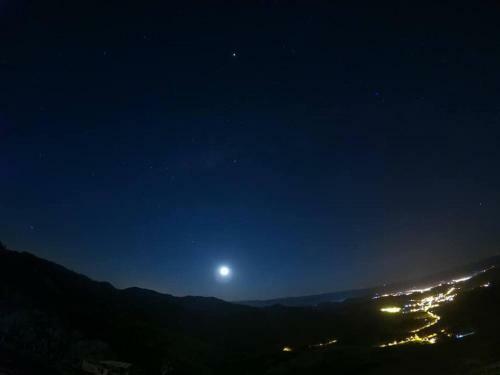 P�r Do Sol Mais Lindo Da Serra Da Mantiqueira