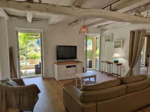 Maison En Pierre - 6 Pers - 3 Ch