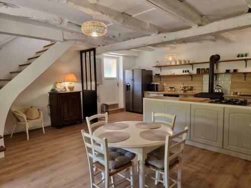 Maison En Pierre - 6 Pers - 3 Ch
