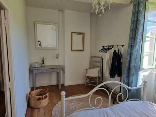 Maison En Pierre - 6 Pers - 3 Ch