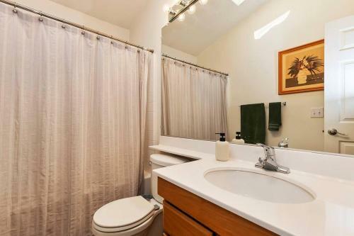 Fitzys Fir Lodge-modern! Pet Friendly! Family Fun!