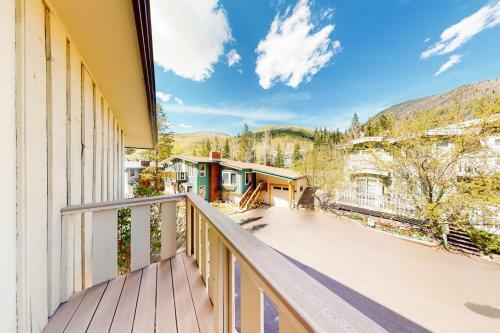 East Vail Escape