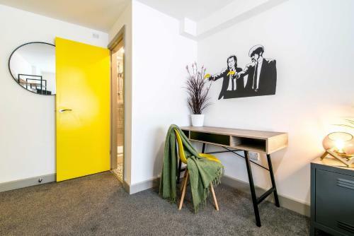 ?onpoint - Large 6 Bed House With Parking!?