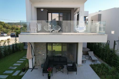 Olea Valley Holiday Villa