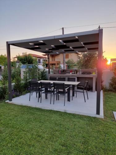 Olea Valley Holiday Villa