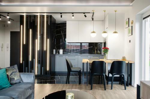 Stylish Apartments On Drewnowska Street
