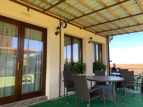 Hostal Pensiunea Cara