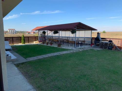 Hostal Pensiunea Cara
