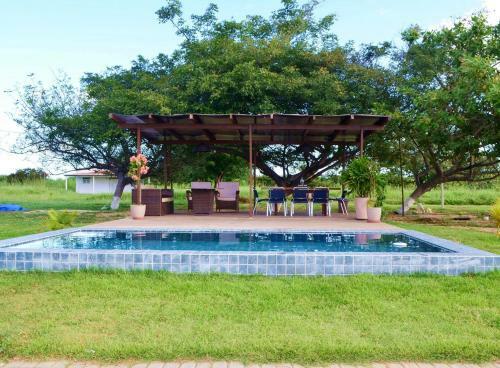 Chacara Com Churrasqueira E Piscina Em Mossoro Rn