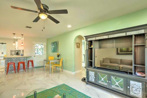 Elegant Lake Worth Escape Less Than 5 Mi To Beach!